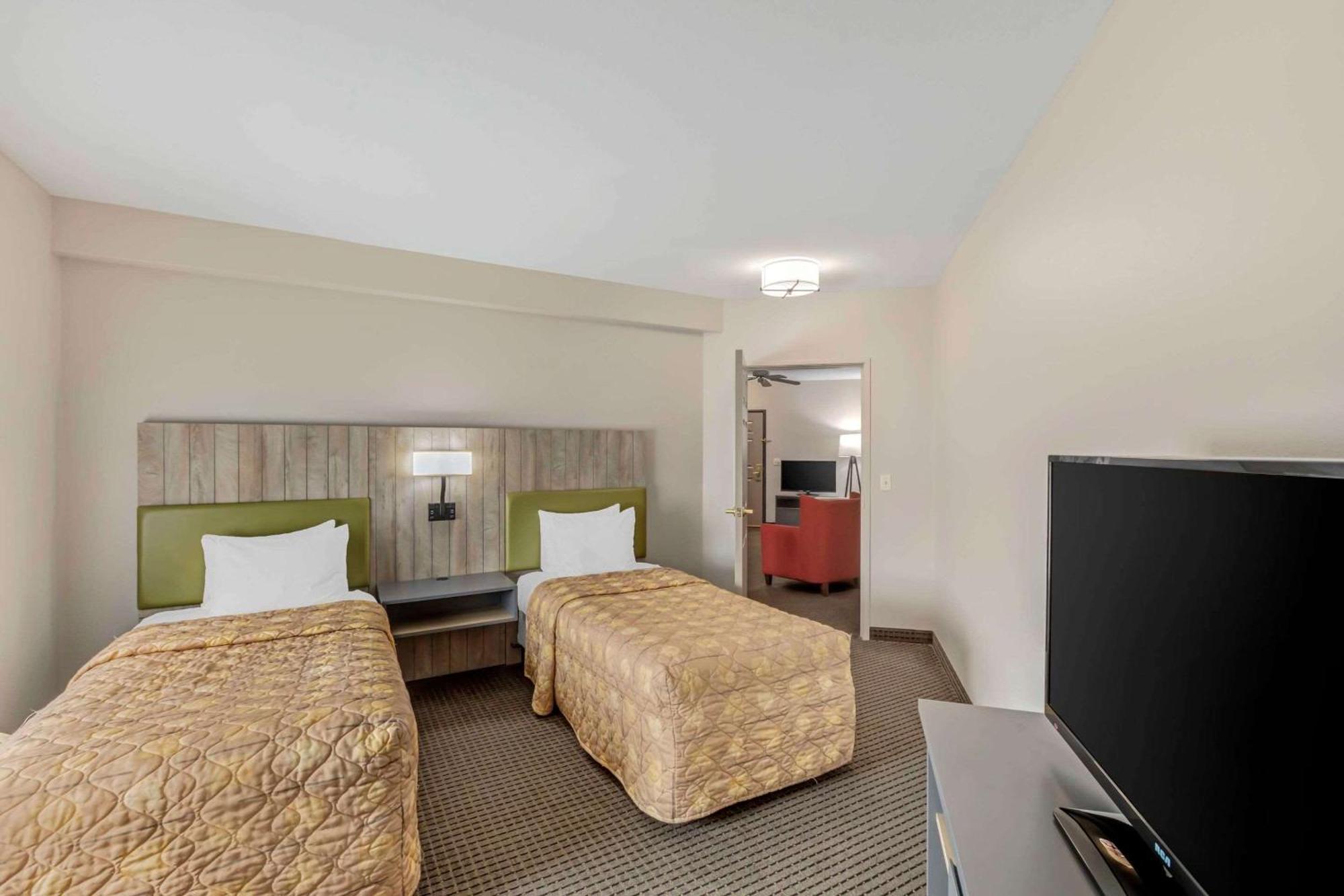 Country Inn & Suites By Radisson, Elk Grove Village-Itasca Bagian luar foto